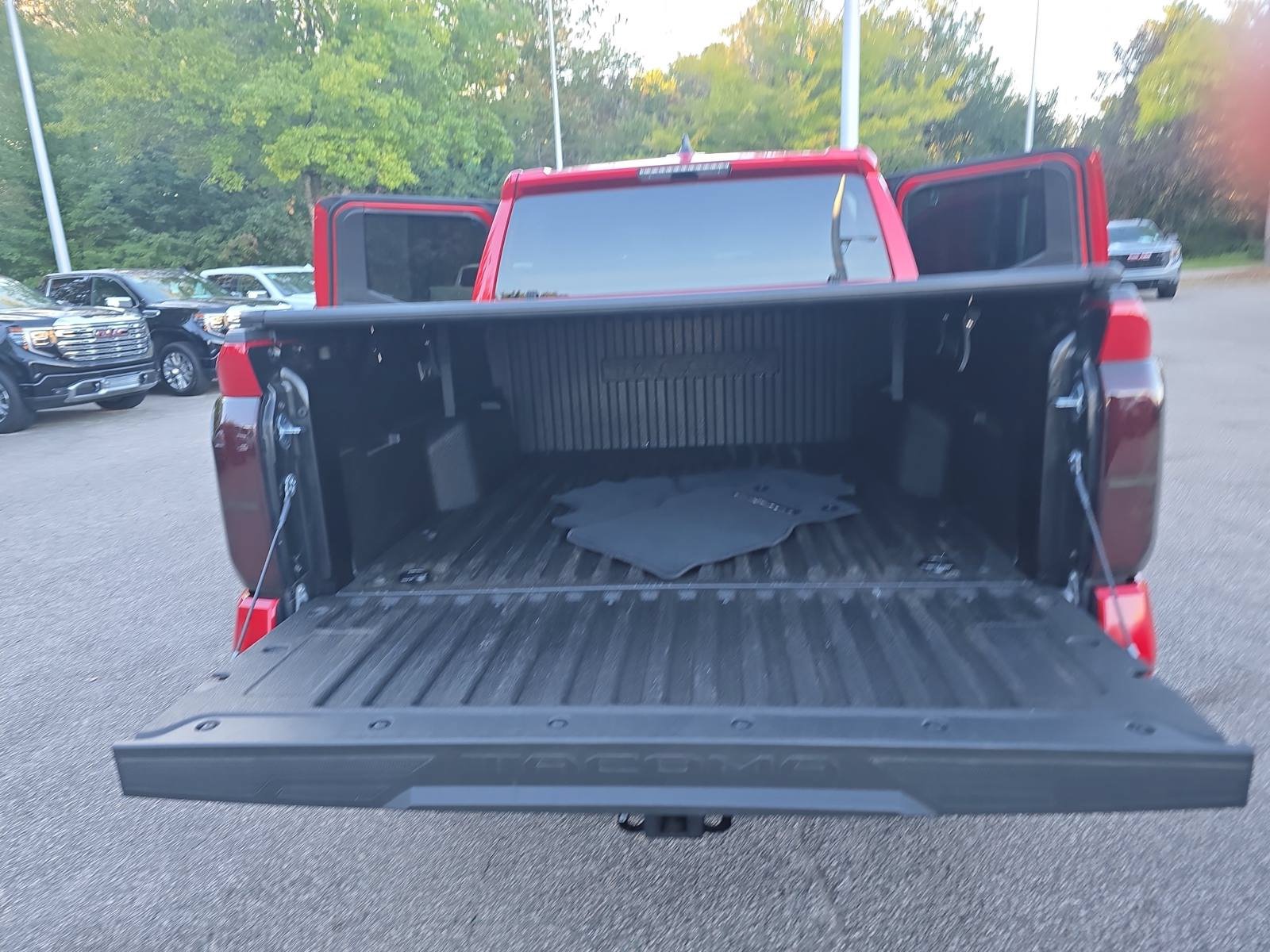 Used 2024 Toyota Tacoma TRD Off-Road AWD/4WD image 12