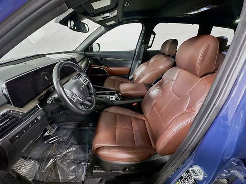 Used 2023 Kia Telluride SX image 16