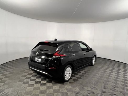 Used 2023 Nissan Leaf S image 5