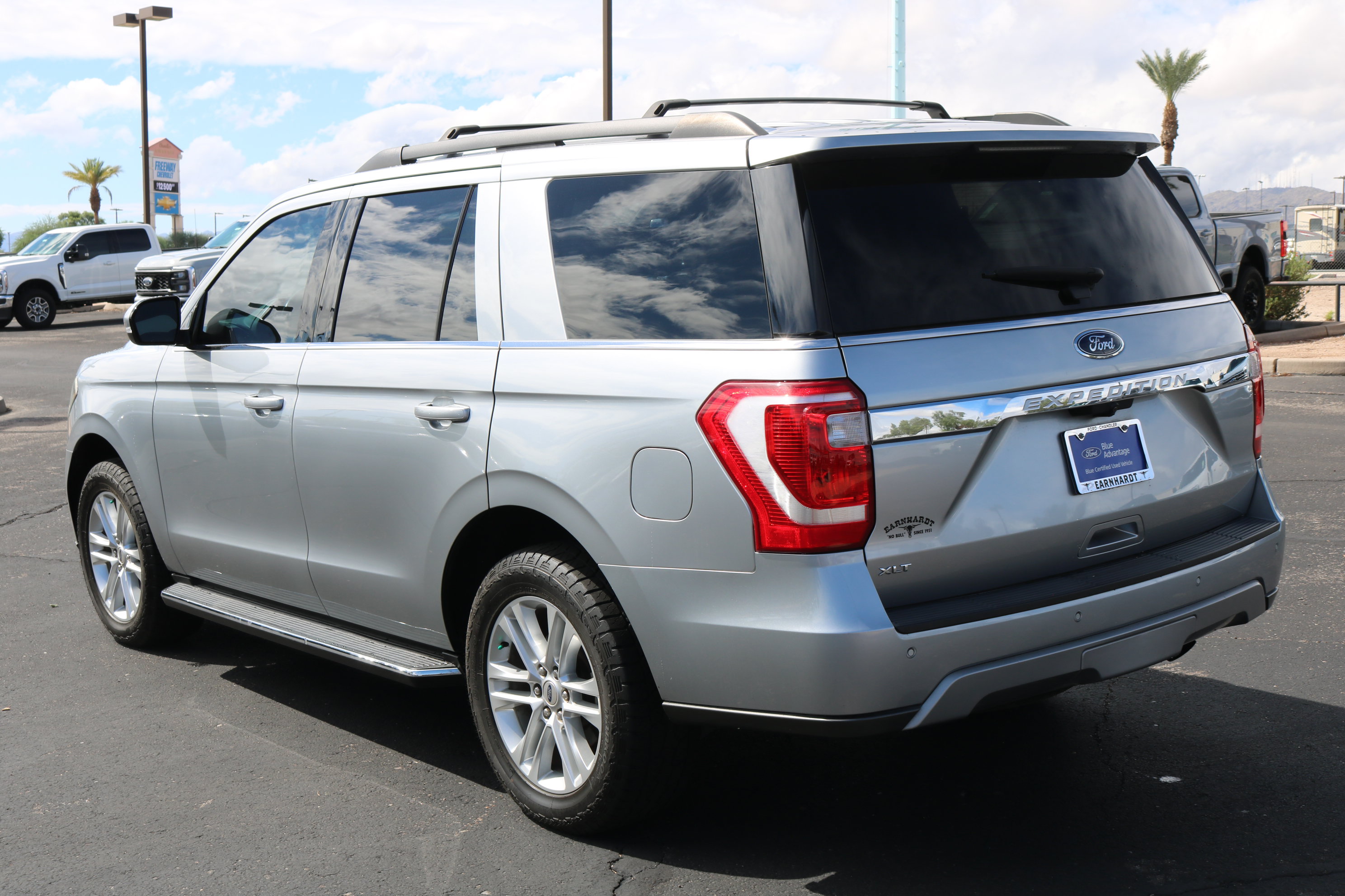 Certified 2020 Ford Expedition XLT w/ Equipment Group 202A AWD/4WD image 7