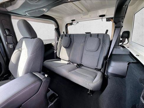Used 2025 Jeep Wrangler Sport AWD/4WD image 28