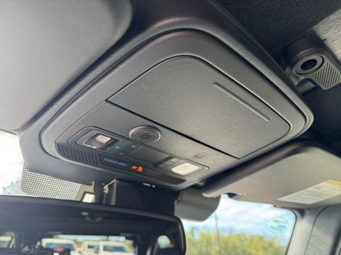 New 2025 Ford Bronco Outer Banks image 36