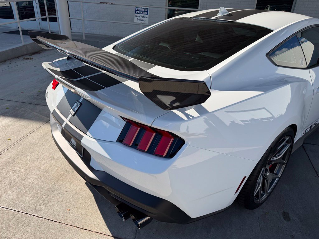 New 2026 Ford Mustang GT Premium w/ GT Performance Package RWD image 18