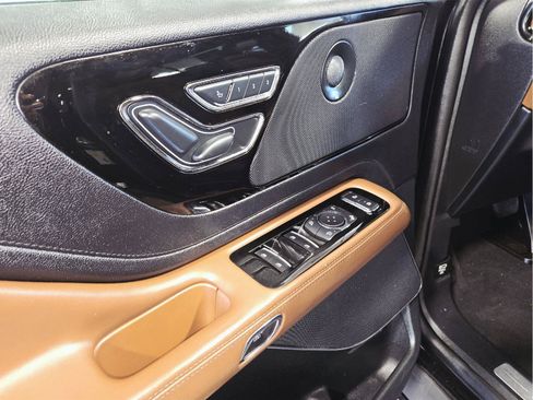 Used 2020 Lincoln Aviator Reserve w/ Equipment Group 201A AWD/4WD image 9