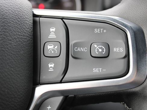 New 2025 RAM 2500 Big Horn AWD/4WD image 25