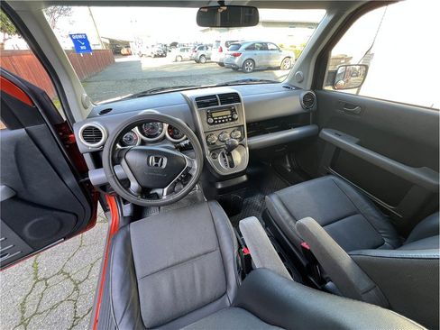 Used 2005 Honda Element EX image 12