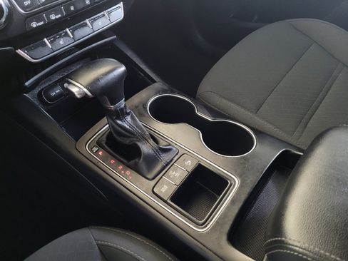 Used 2019 Kia Sorento AWD w/ LX Convenience Package image 26