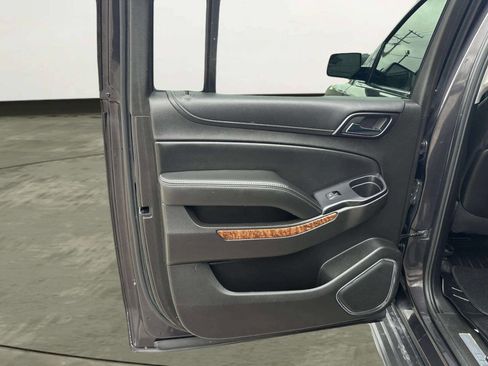 Used 2015 Chevrolet Suburban LTZ AWD/4WD image 12