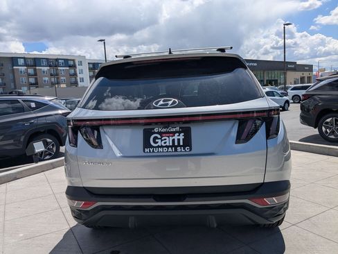 Certified 2022 Hyundai Tucson SEL FWD image 5