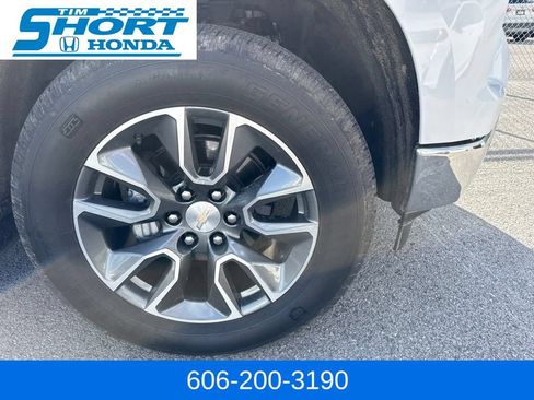 Used 2024 Chevrolet Silverado 1500 LT w/ Protection Package AWD/4WD image 4
