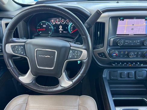 Used 2017 GMC Sierra 3500 Denali w/ Duramax Plus Package AWD/4WD image 11