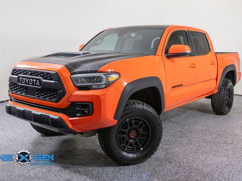 Used 2023 Toyota Tacoma TRD Pro AWD/4WD image 3
