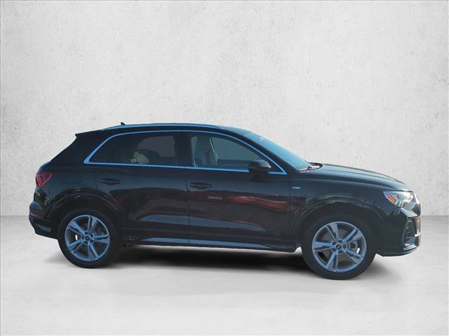 Used 2021 Audi Q3 2.0T Premium Plus w/ Premium Plus Package AWD/4WD image 4