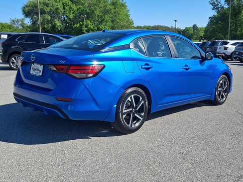 Used 2024 Nissan Sentra SV FWD image 6