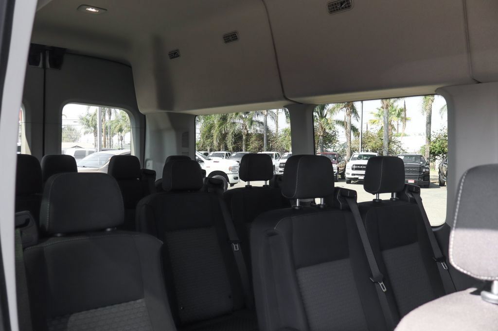 Used 2023 Ford Transit 350 XLT RWD image 13
