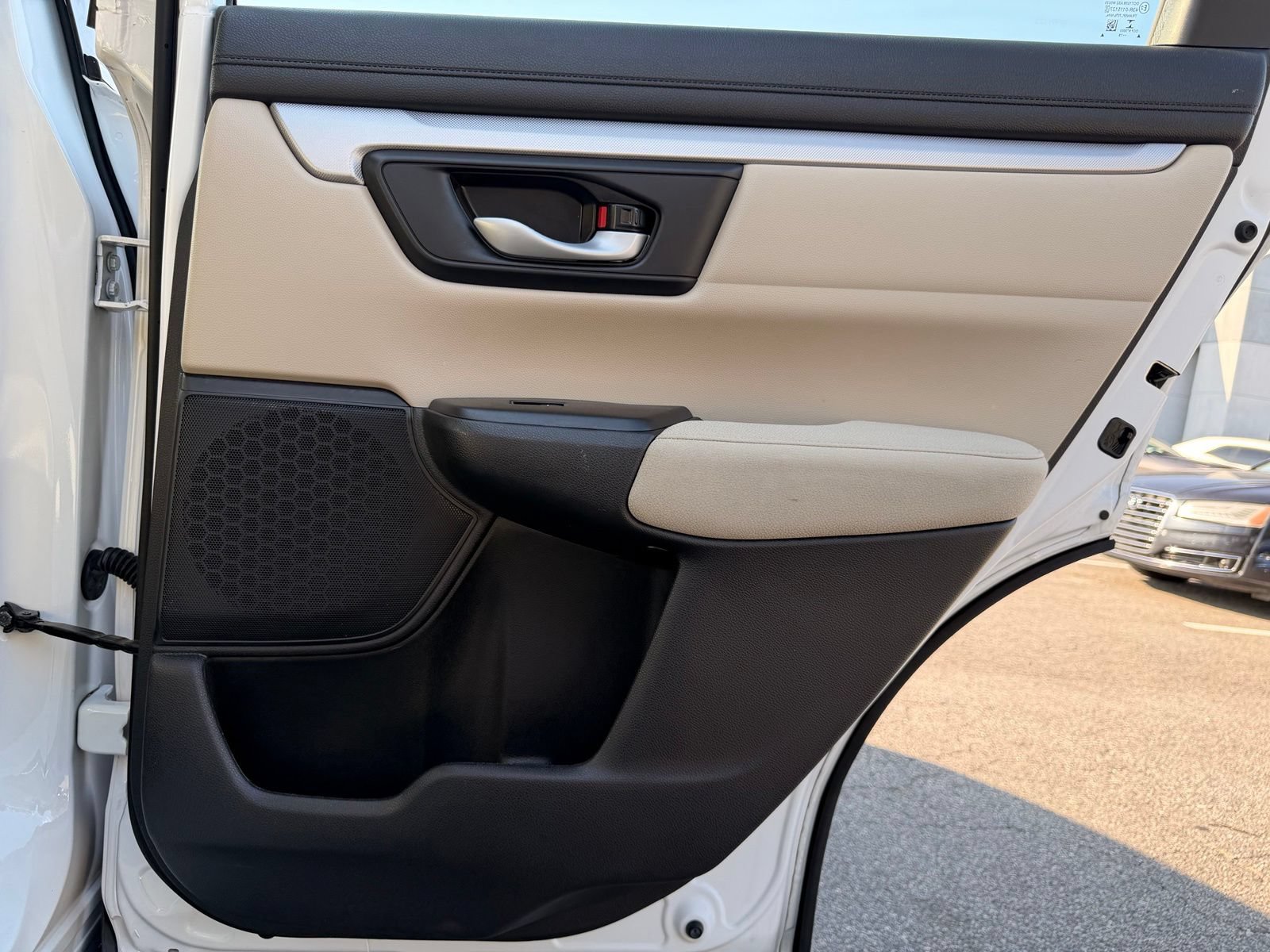 Used 2019 Honda CR-V LX image 28