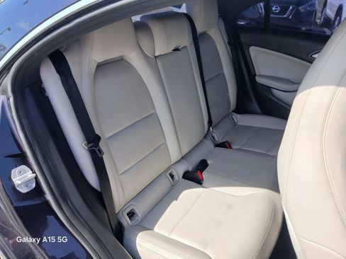 Used 2014 Mercedes-Benz CLA 250 image 13