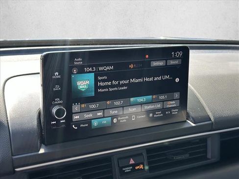 Used 2023 Honda Pilot EX-L image 13