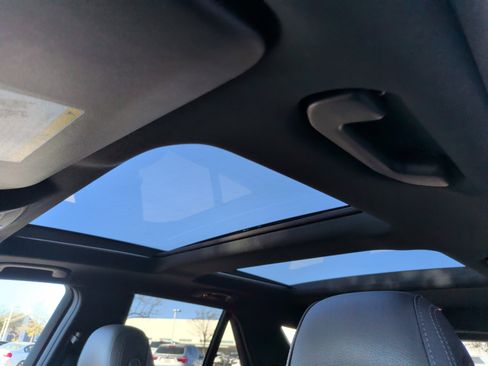 Used 2018 Mercedes-Benz GLE 43 AMG 4MATIC image 30