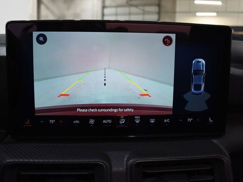 Used 2024 Ford Mustang Convertible image 24