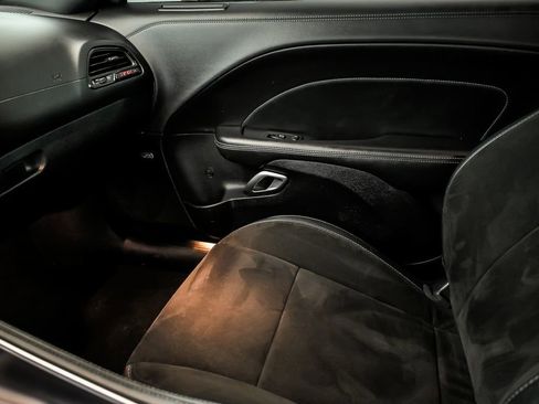 Used 2020 Dodge Challenger R/T Scat Pack image 25