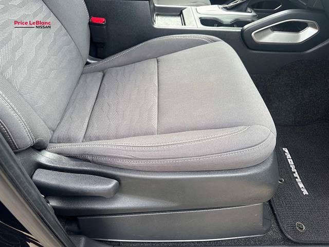 Used 2022 Nissan Frontier SV RWD image 10