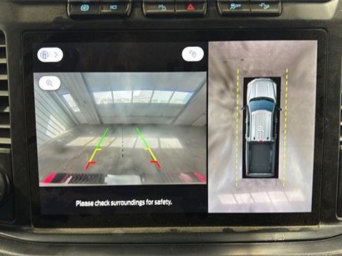 Used 2024 Ford F350 Platinum image 9