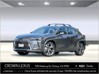 Certified 2025 Lexus UX 300h FWD w/ Accessory Package (Z2)