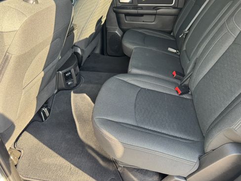 Certified 2025 RAM 2500 Big Horn AWD/4WD image 22