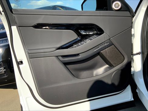 New 2026 Land Rover Range Rover Evoque S image 11