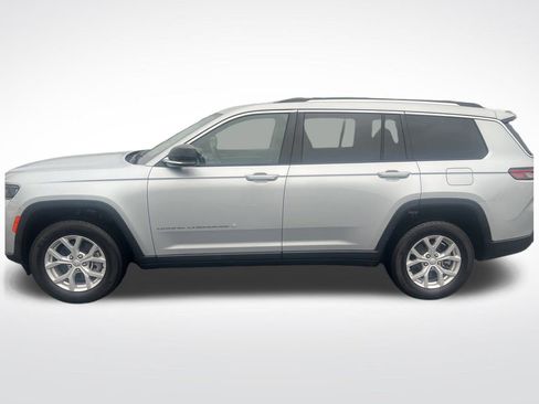 Used 2023 Jeep Grand Cherokee L Limited image 2