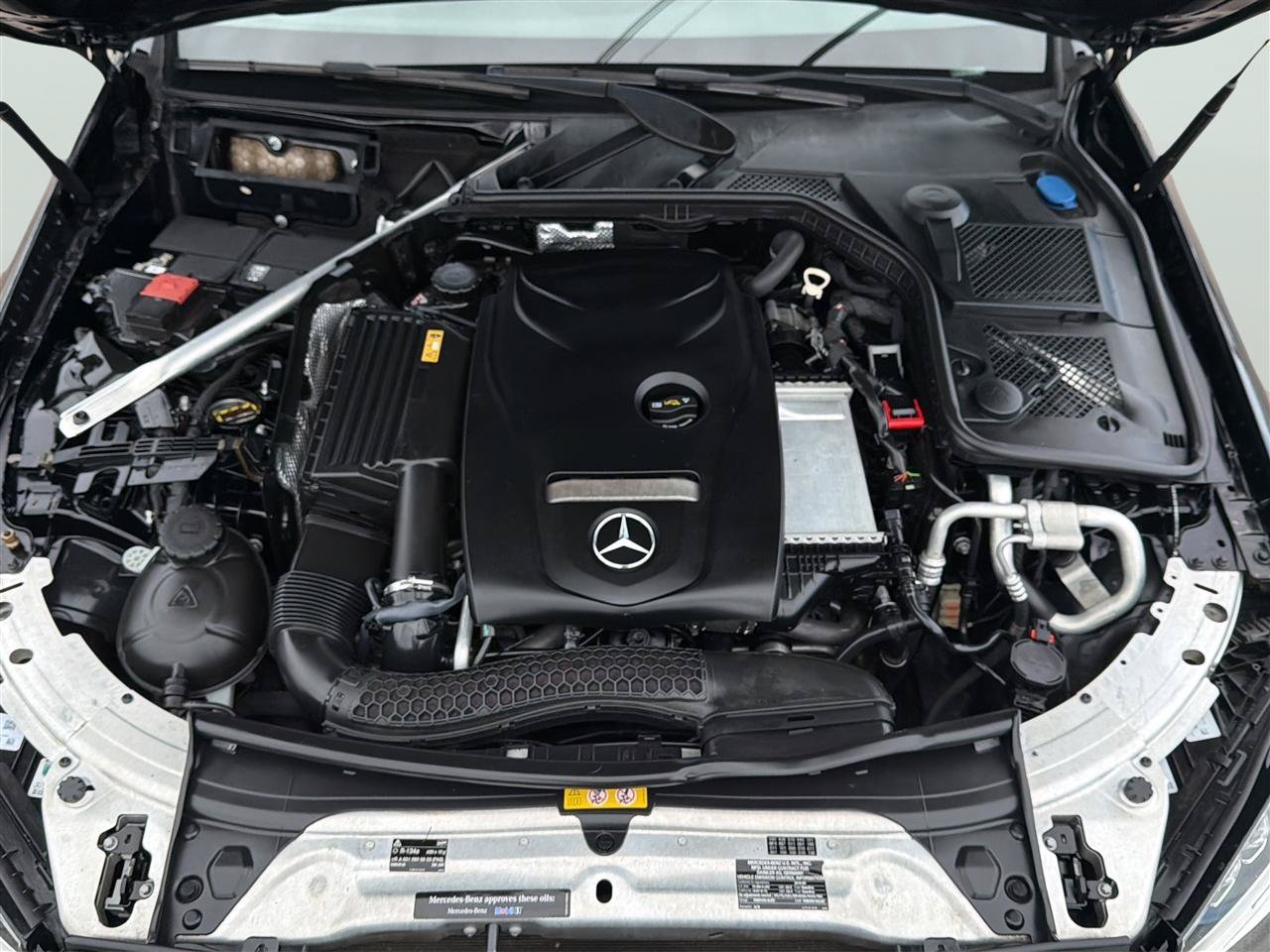 Used 2015 Mercedes-Benz C 300 4MATIC Sedan image 28