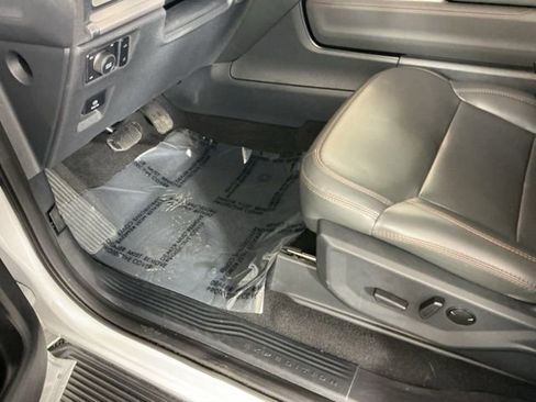 Certified 2025 Ford Expedition Active AWD/4WD image 16