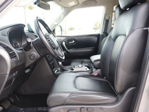 Used 2024 Nissan Armada SV image 10