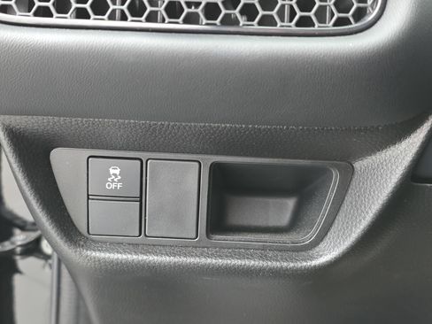 Used 2023 Honda HR-V LX image 25