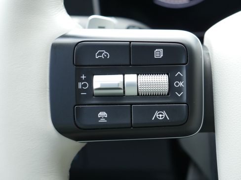 Used 2026 Hyundai Santa Fe SEL AWD/4WD image 23