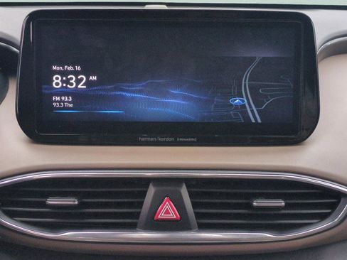 Used 2023 Hyundai Santa Fe Limited image 32