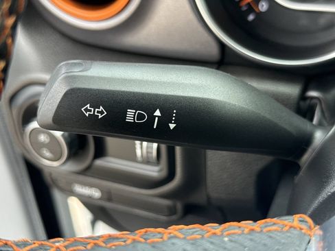 Used 2023 Jeep Gladiator Mojave w/ LED Lighting Group AWD/4WD image 27