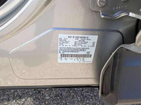 Used 2022 Ford Edge Titanium w/ Equipment Group 301A image 33