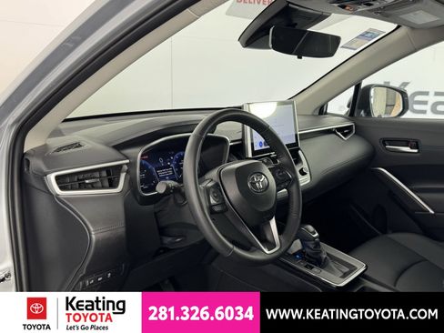 Certified 2026 Toyota Corolla Cross XLE FWD image 15