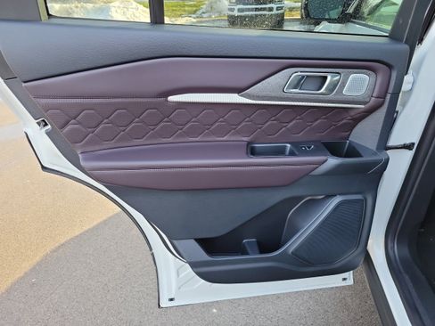 New 2026 Ford Explorer Platinum w/ LUX Leather Package image 11
