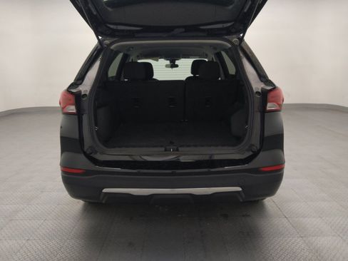 Used 2024 Chevrolet Equinox LT FWD image 29