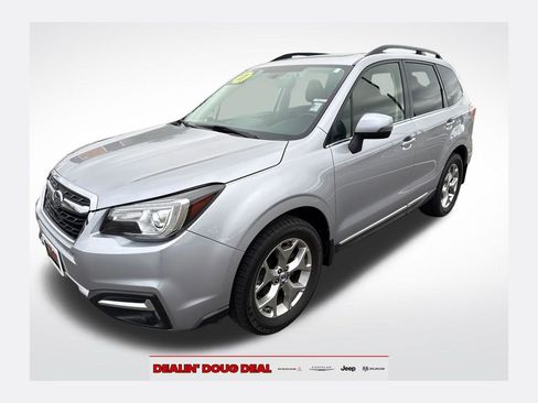 Used 2017 Subaru Forester 2.5i Touring AWD/4WD image 1