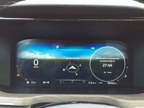 Used 2023 Kia Sorento SX Prestige image 19