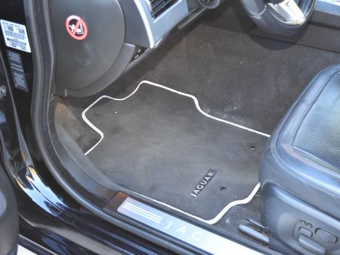 Used 2013 Jaguar XF 3.0 image 36