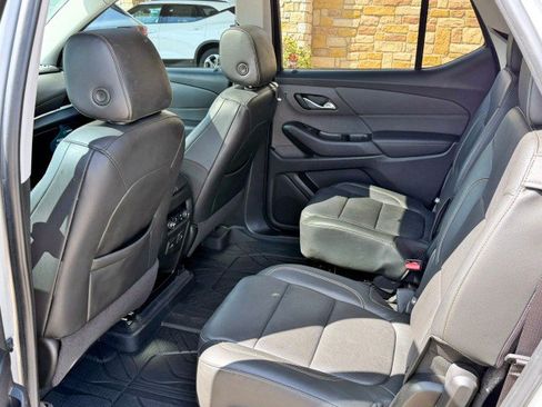 Certified 2019 Chevrolet Traverse Premier w/ Redline Edition FWD image 19