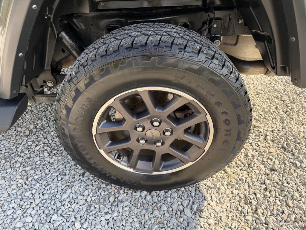 Used 2022 Jeep Gladiator Overland AWD/4WD image 15