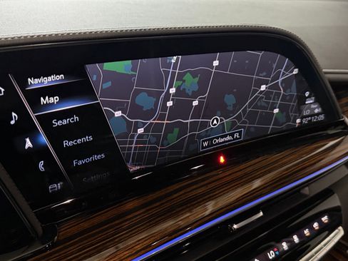 Certified 2023 Cadillac Escalade Premium Luxury w/ Performance Package AWD/4WD image 29