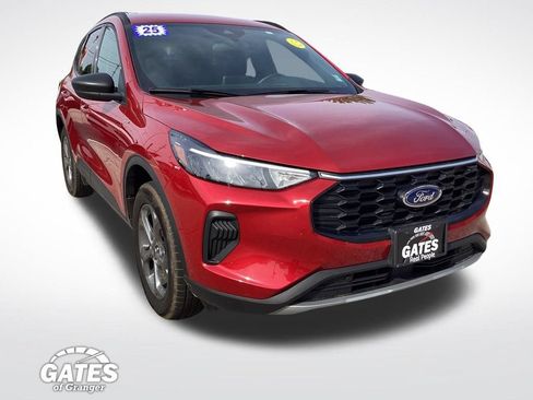 Used 2025 Ford Escape ST-Line AWD/4WD image 1