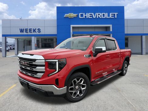 Used 2022 GMC Sierra 1500 SLE image 1